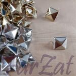 Tinte metalice in forma de piramida 12 mm cod 51