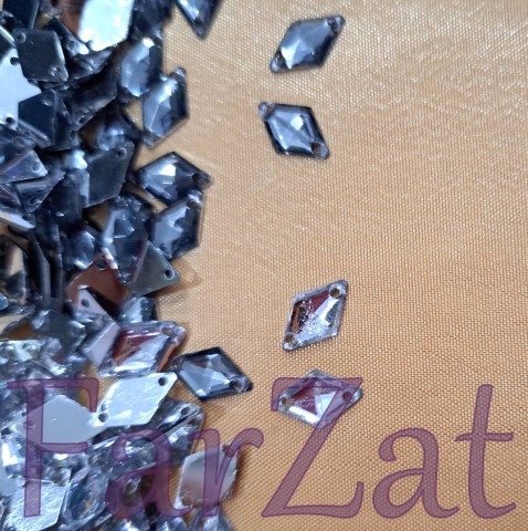 Pietre de cusut forma romb 7 x 11 mm cod 94
