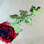 aplicatie-cu-paiete-termoadeziva-trandafir-paiete-termoadezive