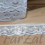Aplicatie alba brodata cu paiete - 8 cm