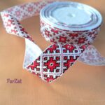 Banda satinata motive traditionale cod 2 - 2,5 cm